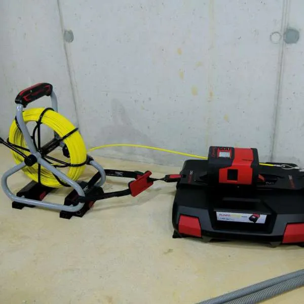 RM35 Digitalni merač kablova 