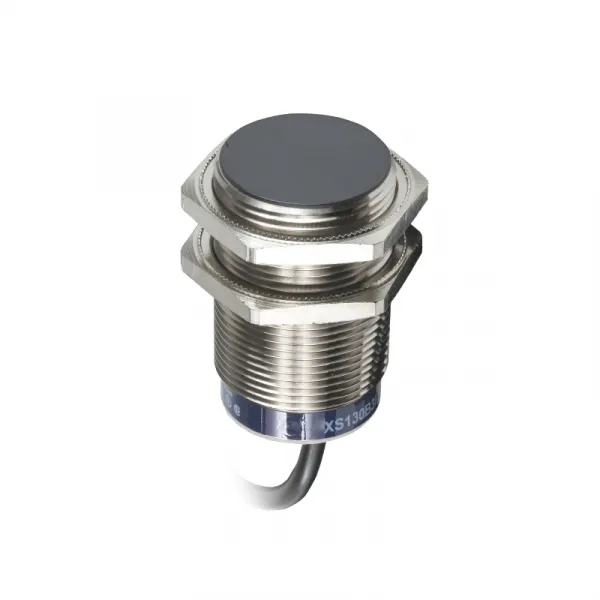 induktivni senzor XS6 M30 - D62mm - mesing - Sn15mm - 12..48VDC - kabl 5m 